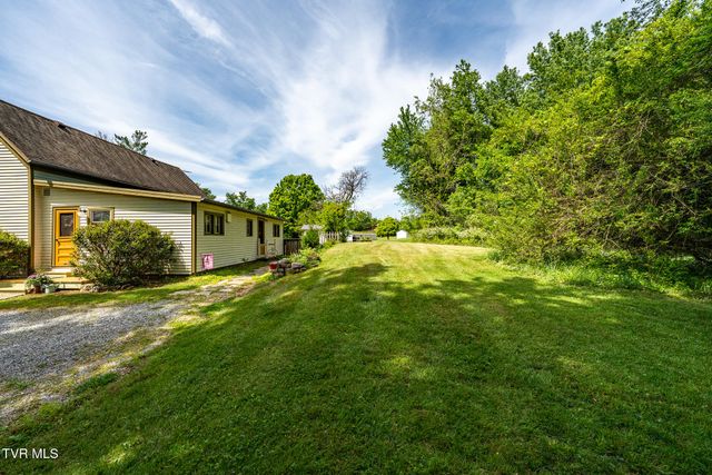 985 Chuckey Pike, Chuckey, TN 37641