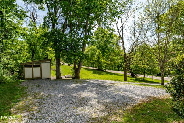 985 Chuckey Pike, Chuckey, TN 37641