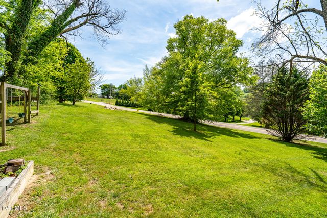 985 Chuckey Pike, Chuckey, TN 37641