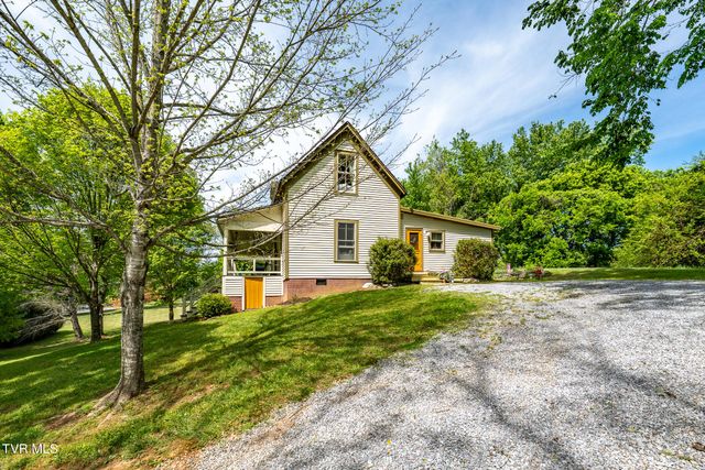 985 Chuckey Pike, Chuckey, TN 37641