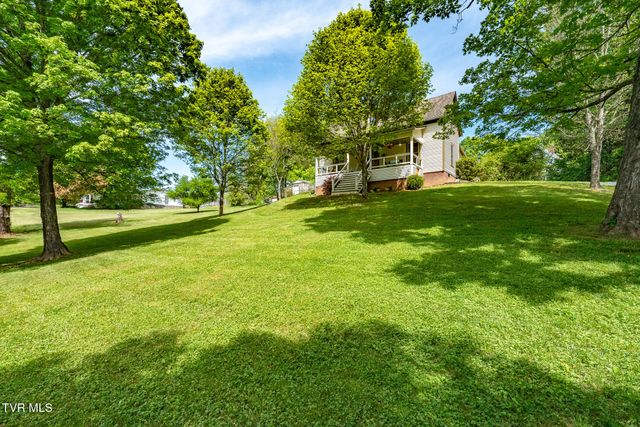 985 Chuckey Pike, Chuckey, TN 37641