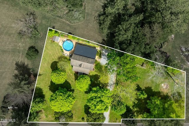 985 Chuckey Pike, Chuckey, TN 37641