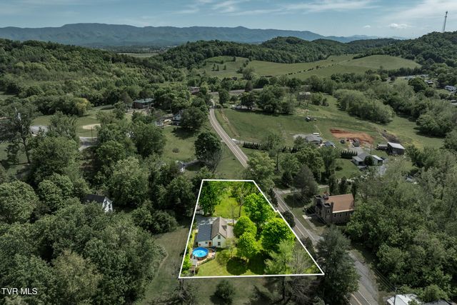 985 Chuckey Pike, Chuckey, TN 37641
