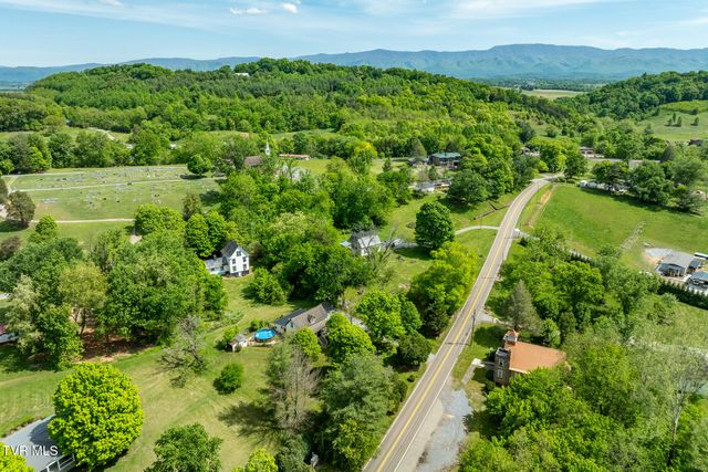 985 Chuckey Pike, Chuckey, TN 37641
