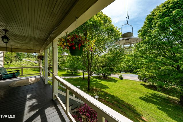 985 Chuckey Pike, Chuckey, TN 37641