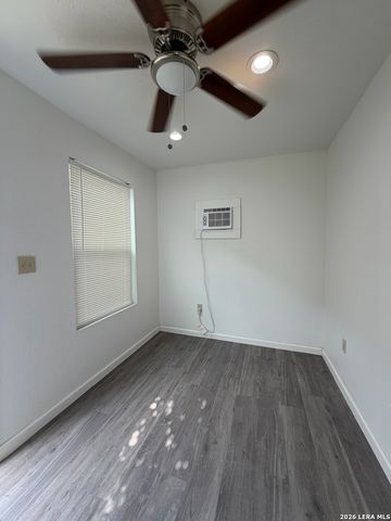 9427 Valley Ridge, San Antonio, TX 78250