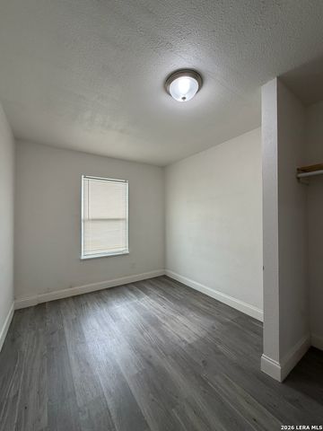 9427 Valley Ridge, San Antonio, TX 78250