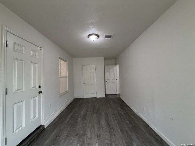 9427 Valley Ridge, San Antonio, TX 78250