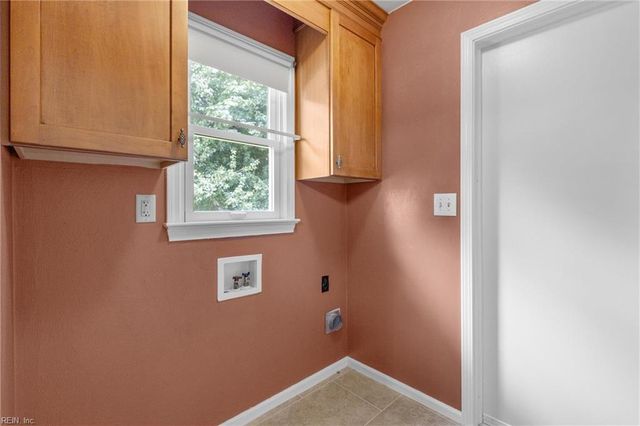904 Weeping Willow DR, Chesapeake, VA 23322