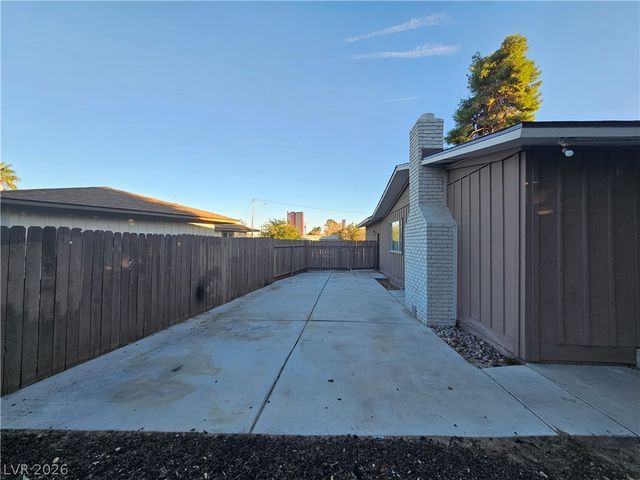 2836 Alcoa Avenue, Las Vegas, NV 89102