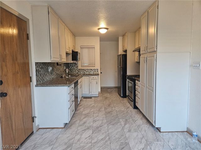 2836 Alcoa Avenue, Las Vegas, NV 89102