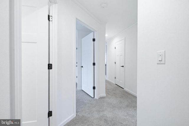 443 EASTWOOD LN, Lancaster, PA 17603