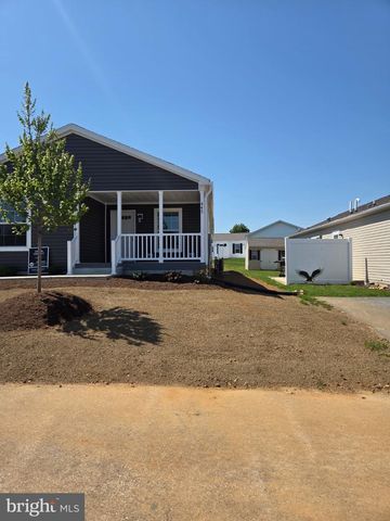 443 EASTWOOD LN, Lancaster, PA 17603