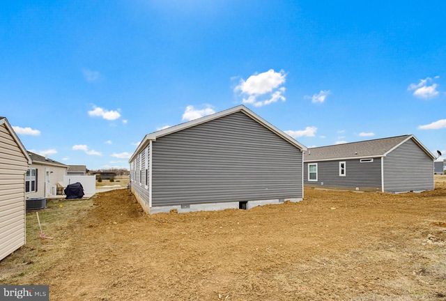 443 EASTWOOD LN, Lancaster, PA 17603