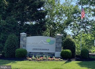 443 EASTWOOD LN, Lancaster, PA 17603