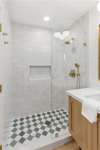 1956 Flamingo Drive, Costa Mesa, CA 92626
