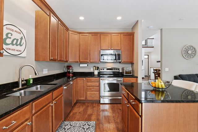 1968 Lincoln Lane, Chanhassen, MN 55317