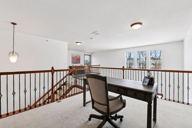 1968 Lincoln Lane, Chanhassen, MN 55317