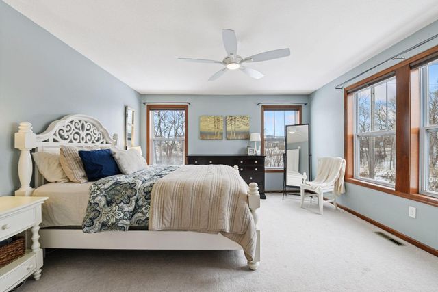 1968 Lincoln Lane, Chanhassen, MN 55317