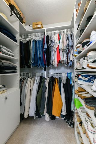 1968 Lincoln Lane, Chanhassen, MN 55317