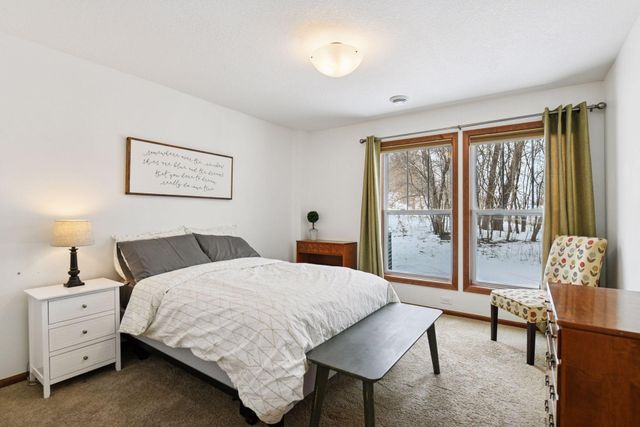 1968 Lincoln Lane, Chanhassen, MN 55317