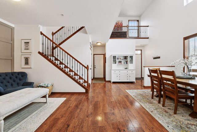 1968 Lincoln Lane, Chanhassen, MN 55317