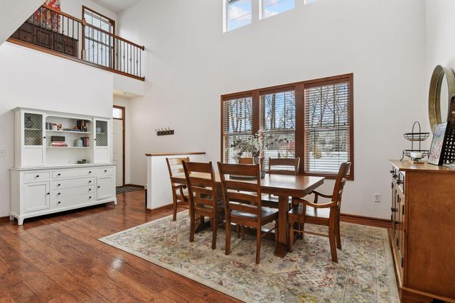 1968 Lincoln Lane, Chanhassen, MN 55317