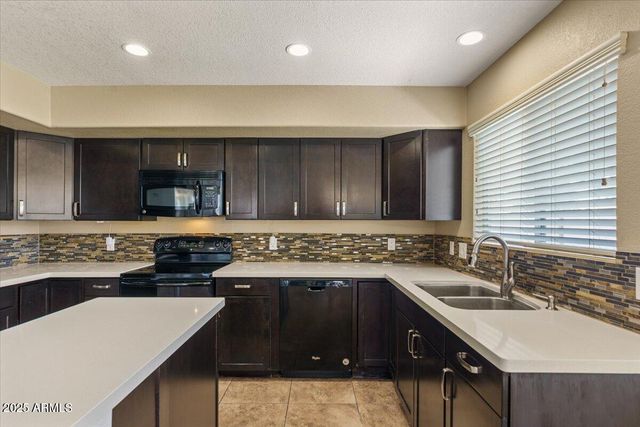 5709 E GELDING Drive, Scottsdale, AZ 85254