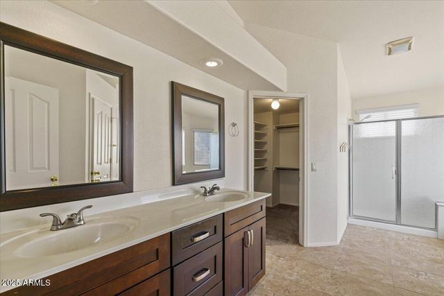 5709 E GELDING Drive, Scottsdale, AZ 85254