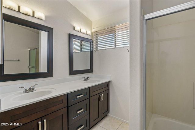 5709 E GELDING Drive, Scottsdale, AZ 85254