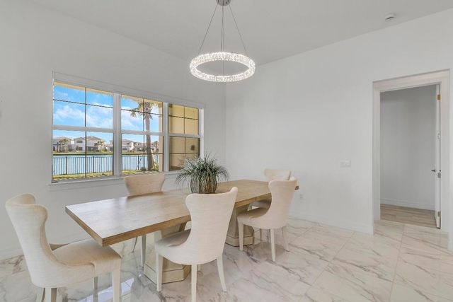 10874 Stellar Circle Circle, Palm Beach Gardens, FL 33412