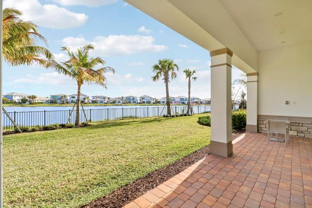 10874 Stellar Circle Circle, Palm Beach Gardens, FL 33412