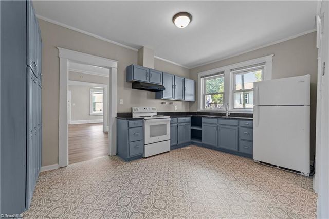 907 Gregory Street, Greensboro, NC 27406