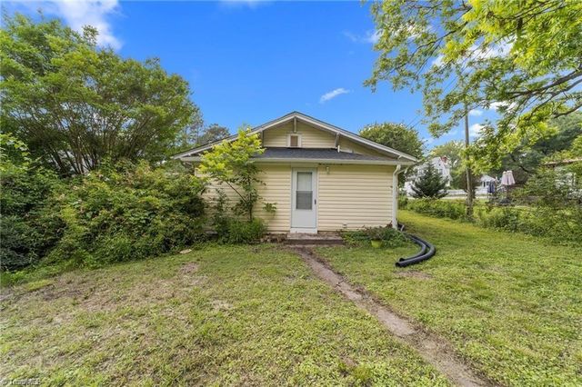 907 Gregory Street, Greensboro, NC 27406