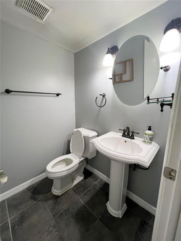 5909 IDLE FOREST PLACE, Tampa, FL 33614