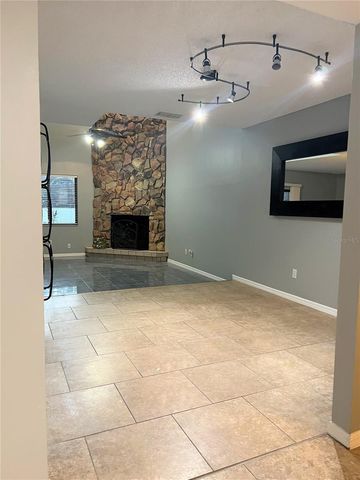 5909 IDLE FOREST PLACE, Tampa, FL 33614