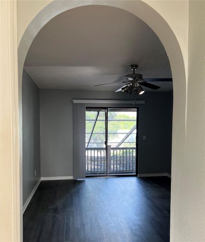 5909 IDLE FOREST PLACE, Tampa, FL 33614