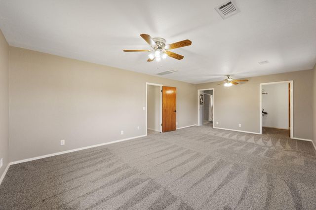 851 San Gabriel DR, Liberty Hill, TX 78642