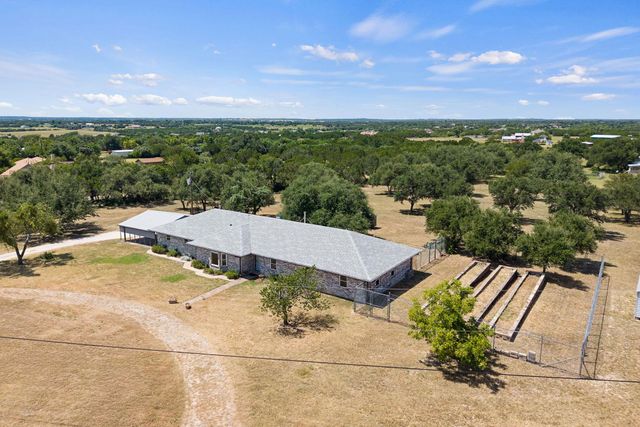 851 San Gabriel DR, Liberty Hill, TX 78642