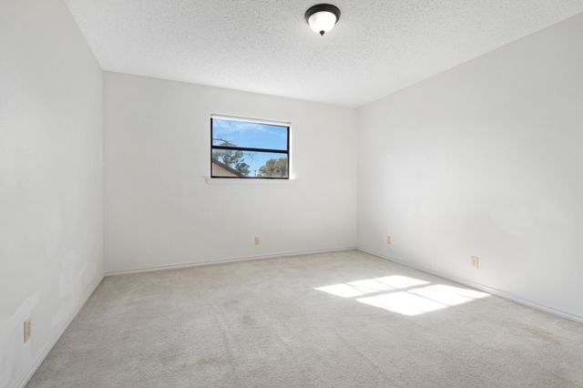 6 Crest Court, Hickory Creek, TX 75065