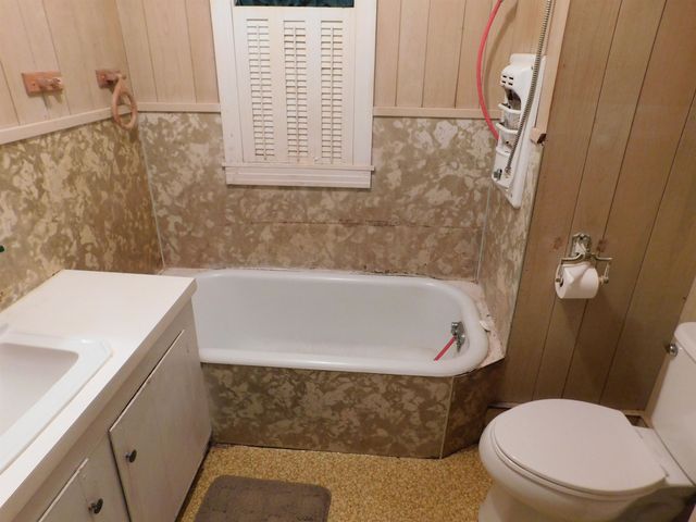 123 Chouest Lane, Golden Meadow, LA 70357