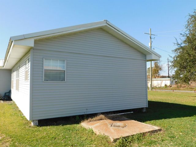 123 Chouest Lane, Golden Meadow, LA 70357
