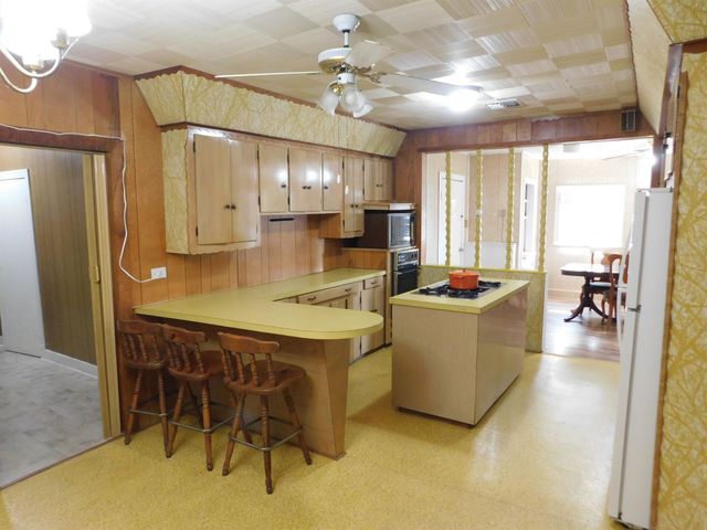 123 Chouest Lane, Golden Meadow, LA 70357