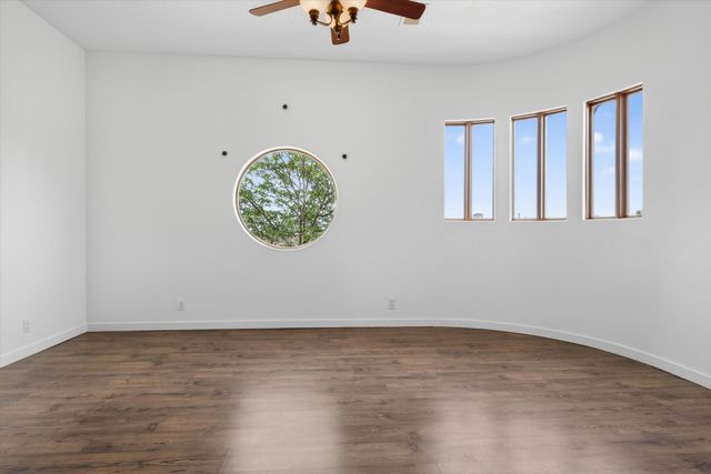 42 Sereno Court, Corrales, NM 87048