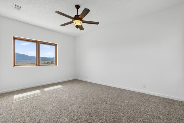 42 Sereno Court, Corrales, NM 87048