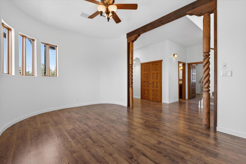 Image 17 of property listing at 42 Sereno Court, Corrales, NM 87048