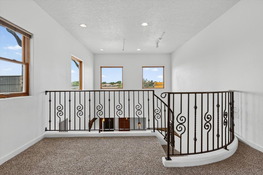 Image 53 of property listing at 42 Sereno Court, Corrales, NM 87048