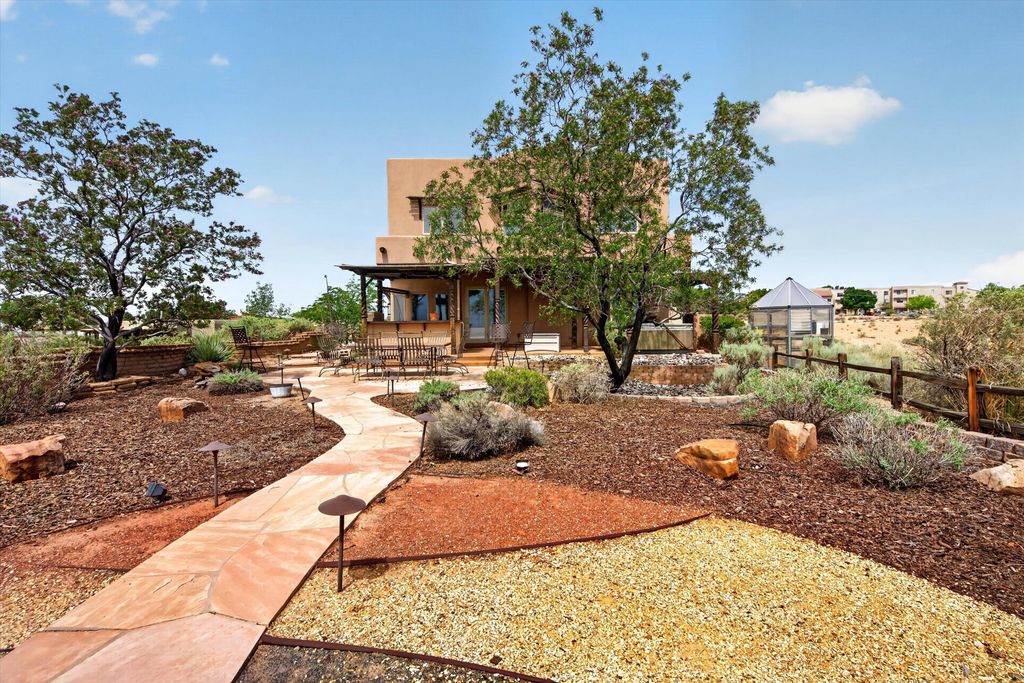 Image 77 of property listing at 42 Sereno Court, Corrales, NM 87048