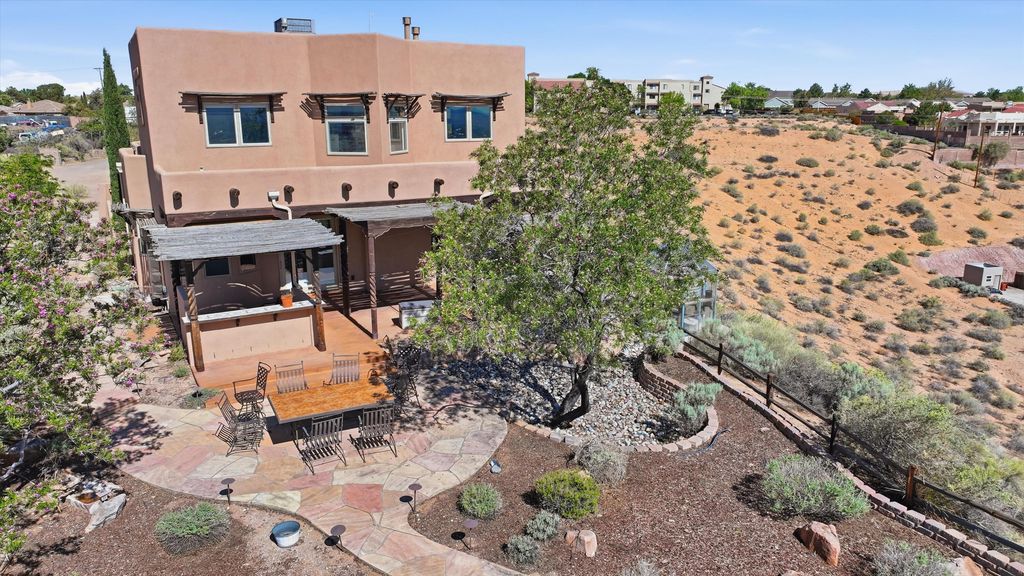 Image 84 of property listing at 42 Sereno Court, Corrales, NM 87048