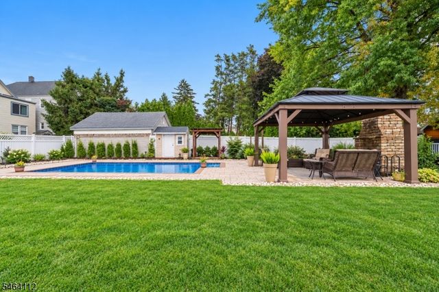 62 Liberty St, Lodi Boro, NJ 07644